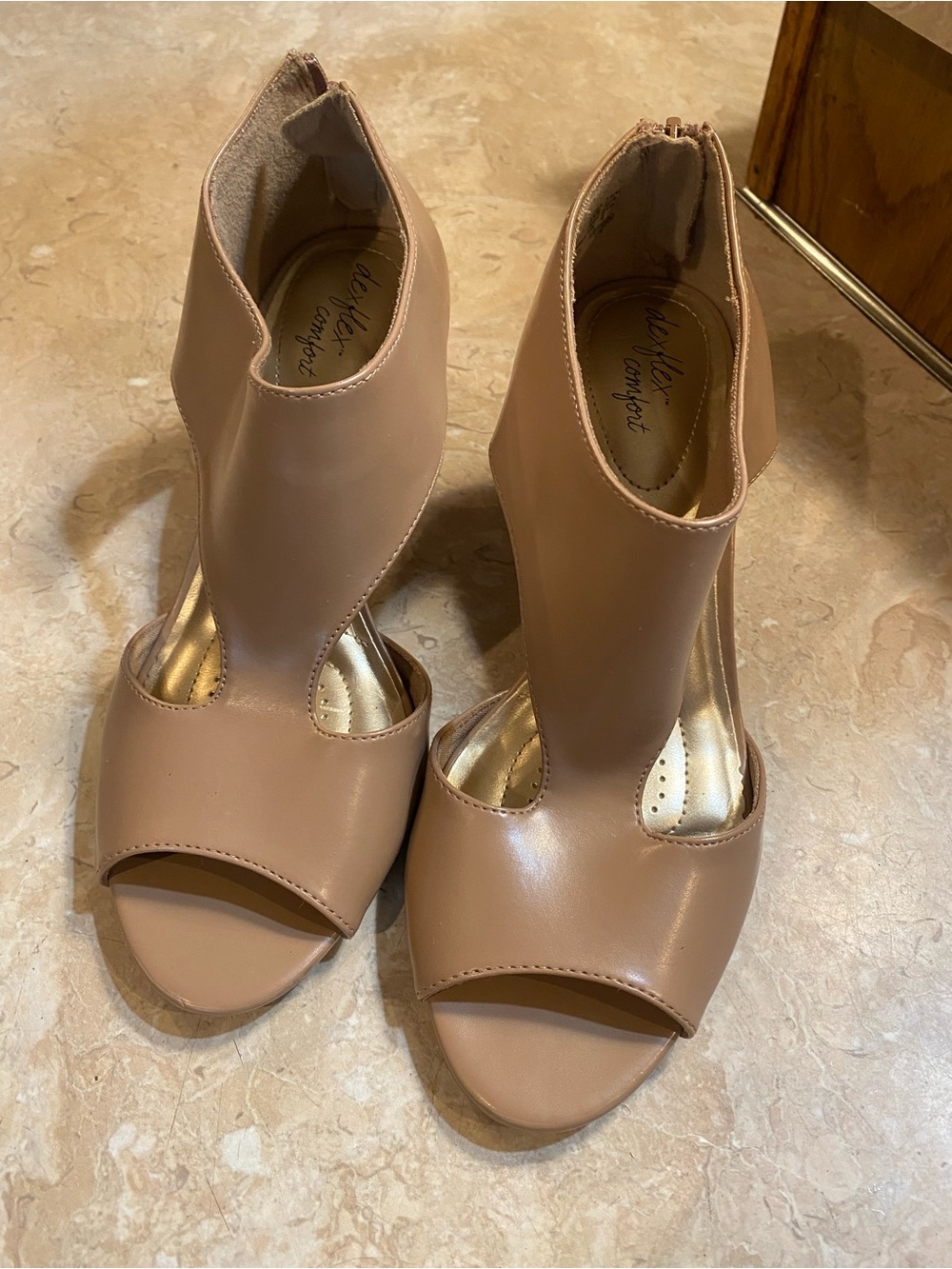 dexflex comfort Nude Tan Peep-Toe Block Heel Sandals